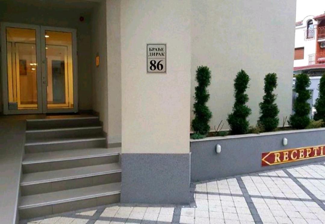 Royalwings Apartman Jagodina Bagian luar foto