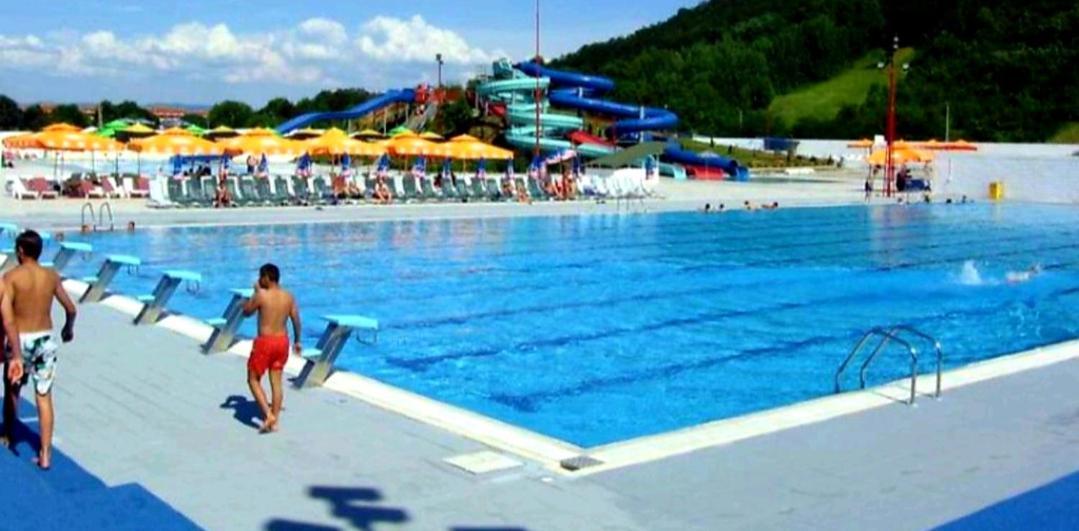 Royalwings Apartman Jagodina Bagian luar foto