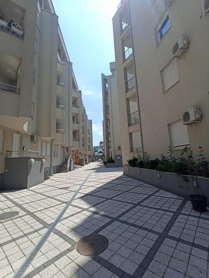 Royalwings Apartman Jagodina Bagian luar foto