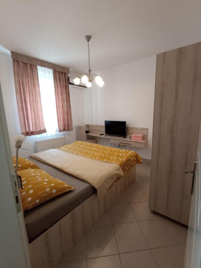 Royalwings Apartman Jagodina Bagian luar foto