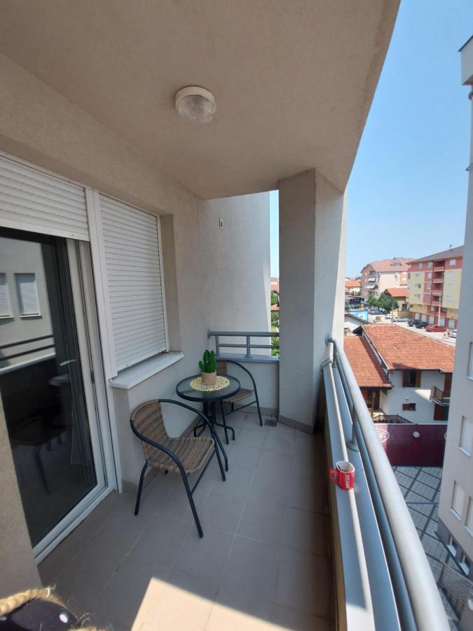 Royalwings Apartman Jagodina Bagian luar foto