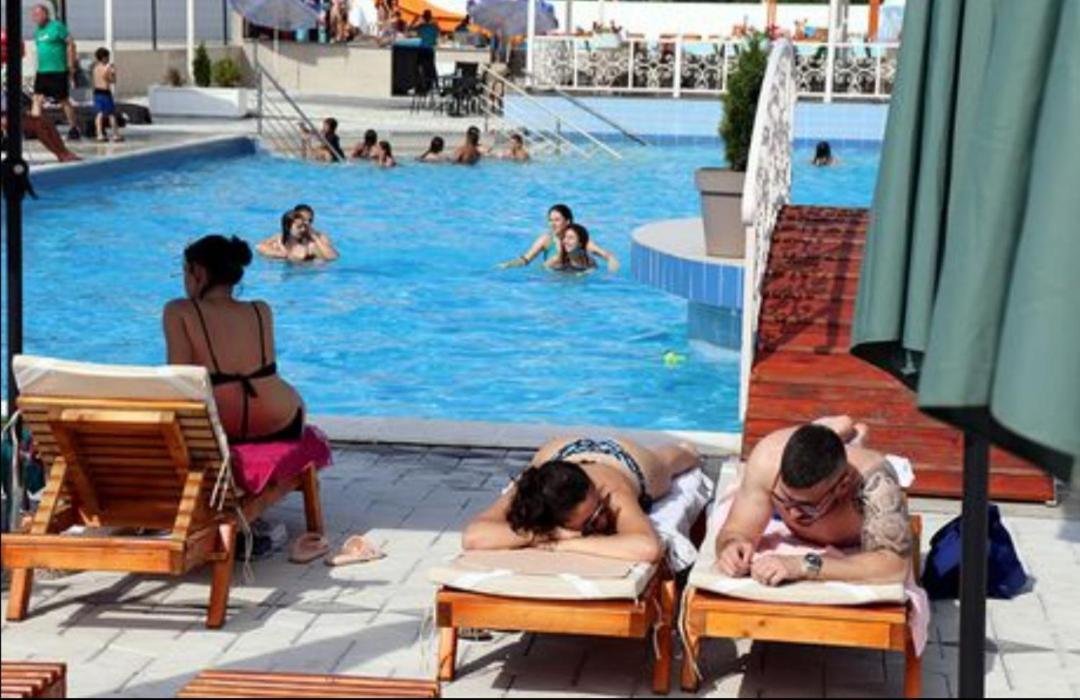 Royalwings Apartman Jagodina Bagian luar foto