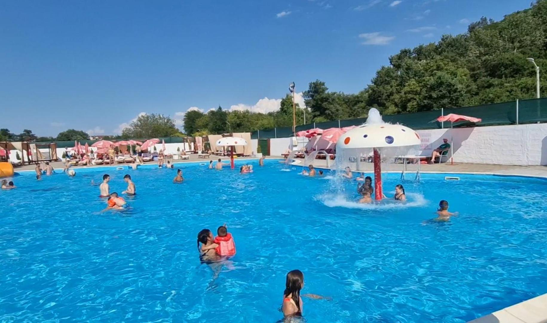 Royalwings Apartman Jagodina Bagian luar foto